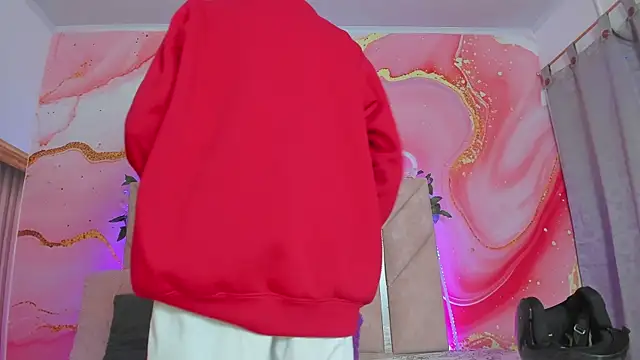 Taylor oriana  online show from 11.22.25