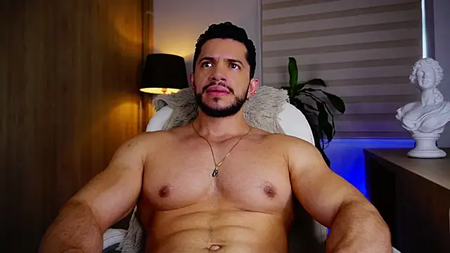 Snapshot of Erick_Thompsonx chatting on 10.11.25 Erick Thompsonx online show from 10.11.25