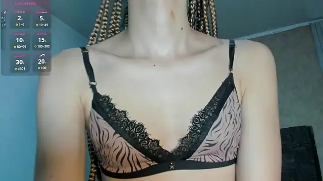 V suckscock online show from 11.21.25