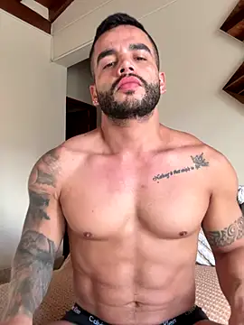 Bruno De Lucaa  online show from 09.10.25