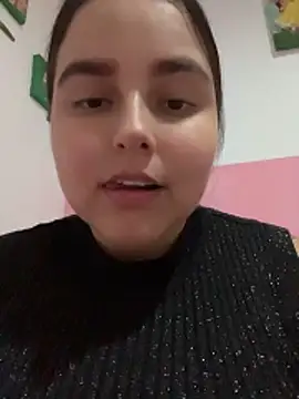 mia-08martinez  online show from 06.06.26