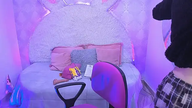 Gaby louse online show from 04.18.26