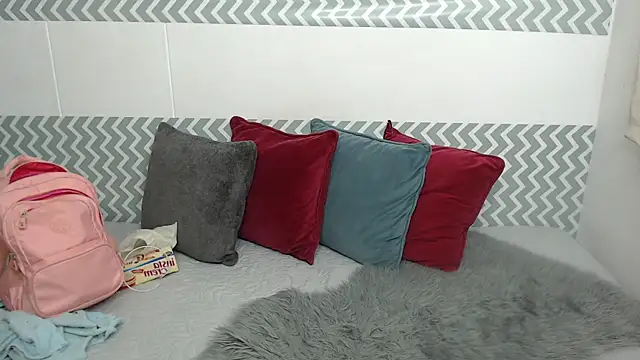 EmilyCoy  online show from 12.19.25