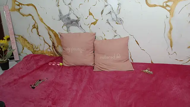 EmilyCoy  online show from 02.05.26