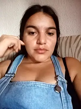 chloe 90 online show from 11.09.25