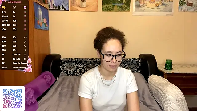 CarollNino online show from 10.03.25