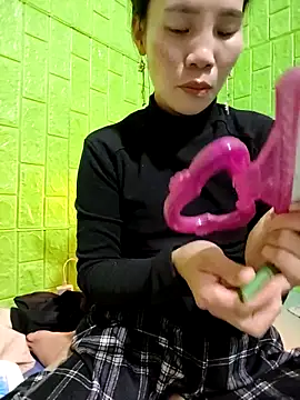 Tin tanny online show from 12.15.25