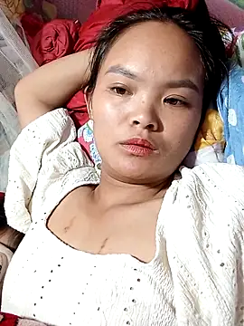 xinhxinhcute online show from 10.16.25