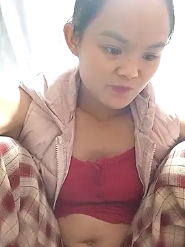 xinhxinhcute online show from 10.29.25