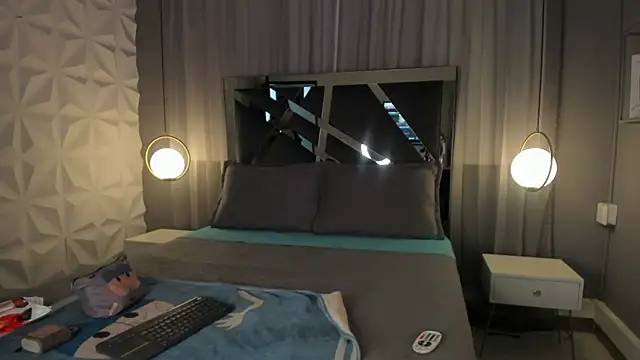 MAGIC TESSA online show from 10.16.25