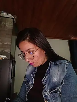 ERIKA  29 online show from 09.29.25