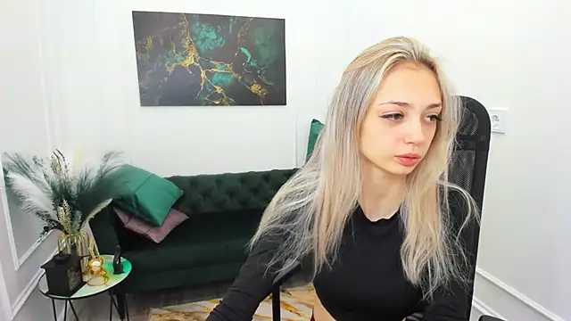 EmilyGraydis online show from 02.28.26