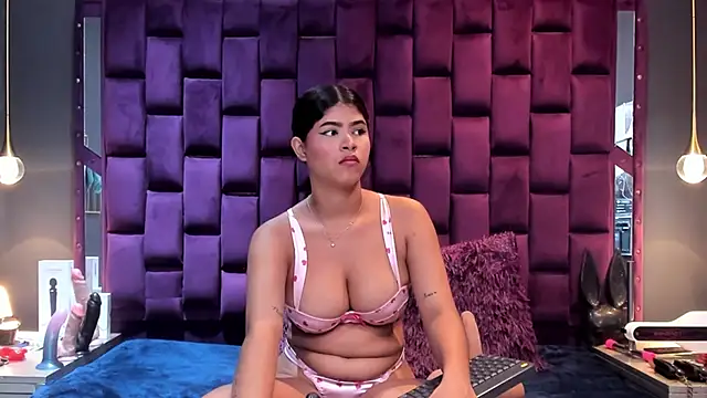 MilaRiva online show from 06.05.26