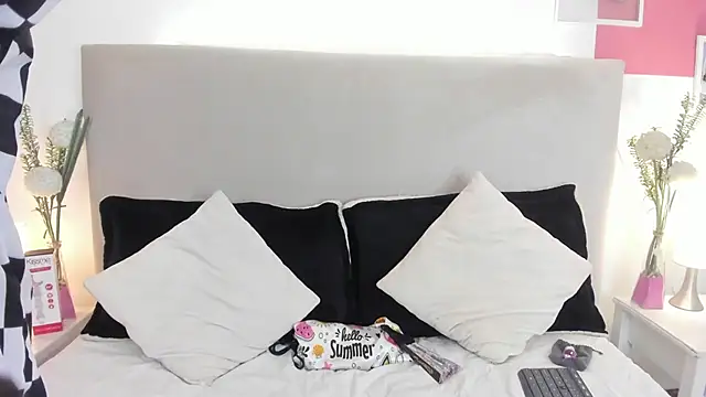 Angel Velvet online show from 05.03.26