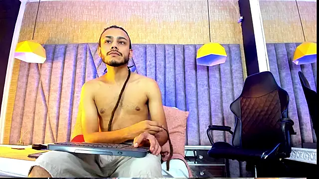 Boss Domiinator online show from 10.20.25