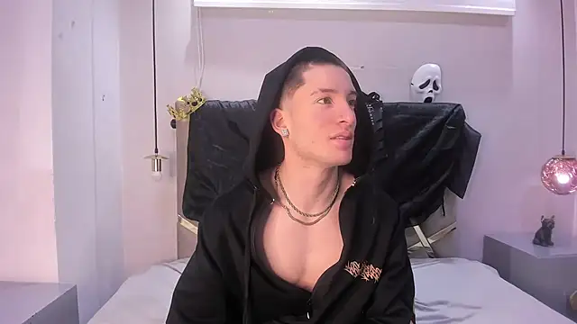 HunterHeat  online show from 10.30.25