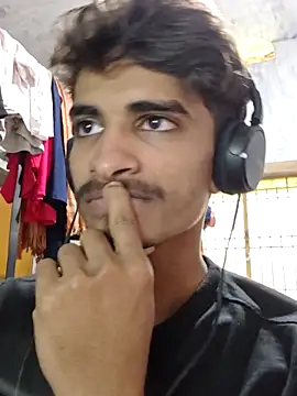 Snapshot of jitendra5834 chatting on 09.22.25 jitendra5834 online show from 09.22.25