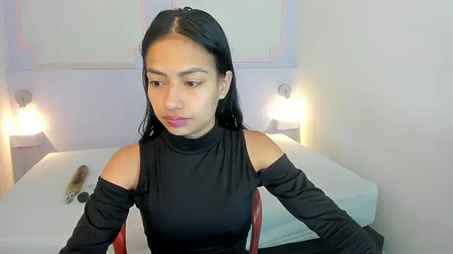 DanielaEmber7 online show from 09.29.25
