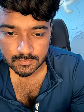 Snapshot of MeekBatgirl chatting on 10.31.25 MeekBatgirl online show from 10.31.25