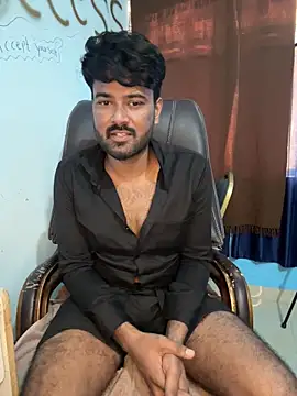 Snapshot of MeekBatgirl chatting on 11.10.25 MeekBatgirl online show from 11.10.25