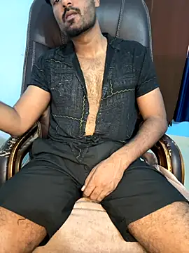 Snapshot of MeekBatgirl chatting on 11.29.25 MeekBatgirl online show from 11.29.25