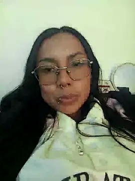 Snapshot of Antonellaconelly chatting on 10.14.25 Antonellaconelly online show from 10.14.25