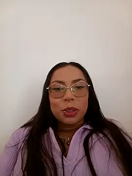 Snapshot of Antonellaconelly chatting on 10.15.25 Antonellaconelly online show from 10.15.25