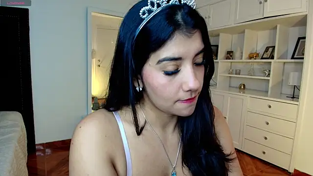 nina moen online show from 11.01.25