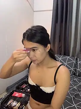 AngelHille online show from 12.21.25