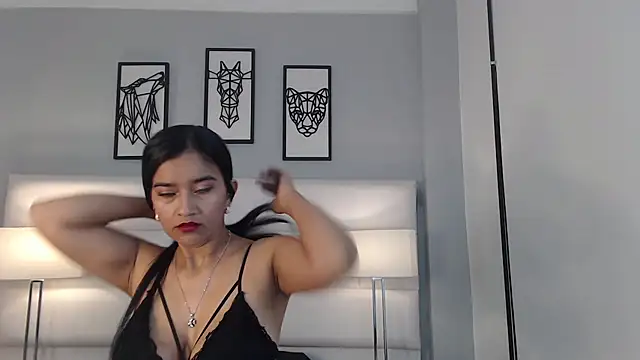Valeria Velez  online show from 10.10.25