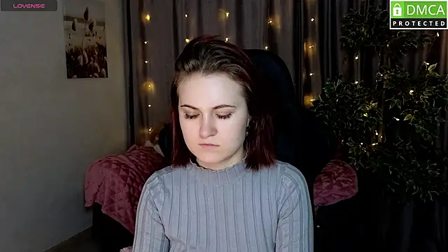 Roxy foxi online show from 10.25.25