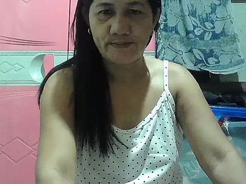 hotmama 063 online show from 10.04.25