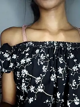 BunnyBloom25 online show from 09.11.25