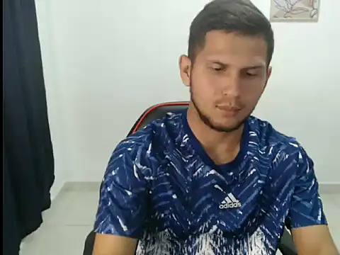 Snapshot of maik_135 chatting on 09.18.25 maik 135 online show from 09.18.25