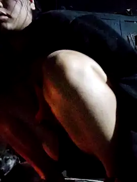 Snapshot of Yeszsexxy chatting on 11.17.25 Yeszsexxy online show from 11.17.25