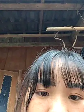 Snapshot of Yeszsexxy chatting on 12.17.25 Yeszsexxy online show from 12.17.25