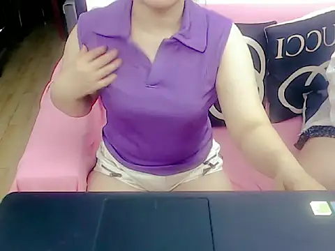 Hana Mina online show from 05.21.26