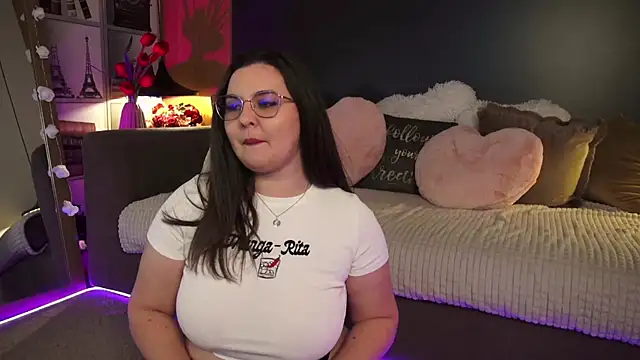 Mia Swano online show from 03.25.26