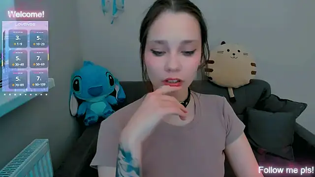 Kitten Alissa online show from 05.24.26