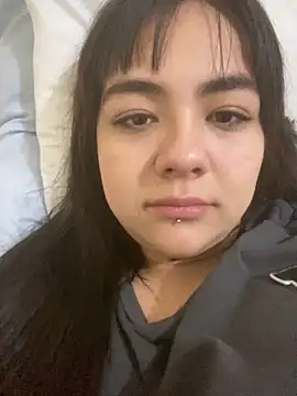 jasmincollin  online show from 10.17.25