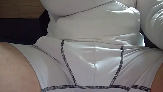 Snapshot of YourBigOne20 chatting on 12.02.25 YourBigOne20 online show from 12.02.25