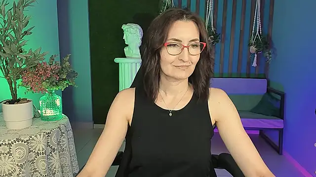 UnaTerra online show from 10.04.25