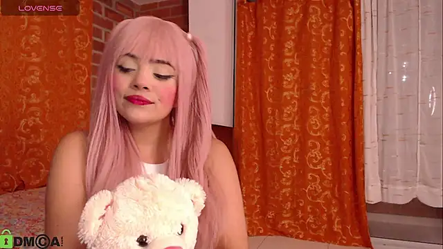 lesly evans1 online show from 10.07.25