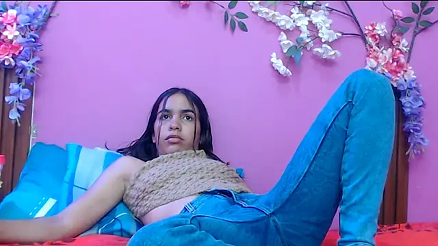 skinnysofia18 online show from 09.16.25