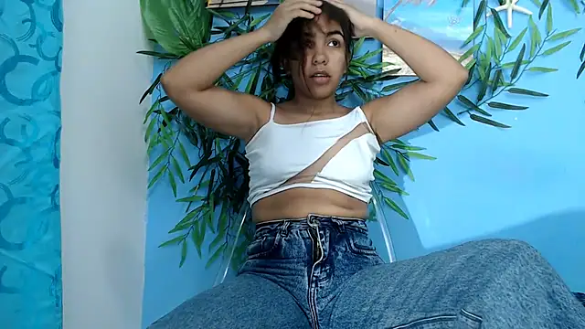 Snapshot of skinnysofia18 chatting on 07.09.26 skinnysofia18 online show from 07.09.26