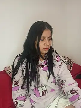 ValerieLove  online show from 11.29.25