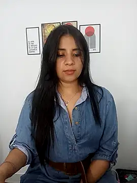 ValerieLove  online show from 02.06.26