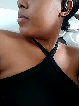 MoniqueMulberry online show from 11.18.25