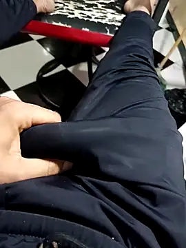 anis3g4 online show from 10.18.25