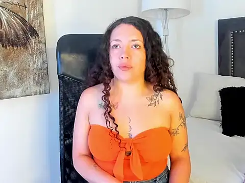 Snapshot of RubyStrong chatting on 02.12.26 RubyStrong online show from 02.12.26